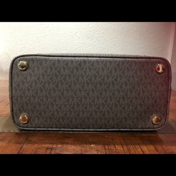 👜Michael Kors NS Jet Set with Large Fulton Clutch Zip  Wallet, Brown Acorn - Picture 10 of 15